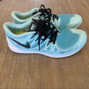 Baby Blue Nike Free Runs 5.0 Size 11